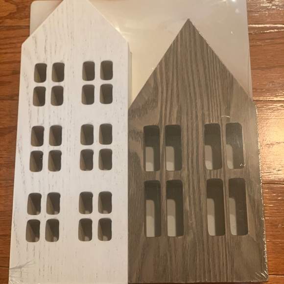 Target Holiday Wood House - Picture 2 of 2